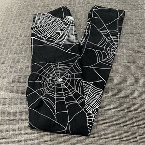 LuLaRoe Kids Leggings - Black and White Spider Web L/XL
